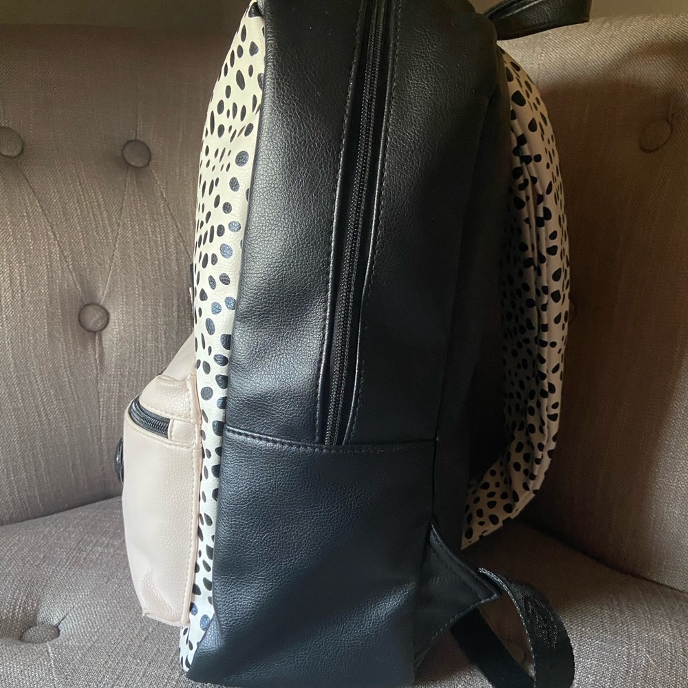Betsey Johnson Kitty Backpack - Picture 4 of 12